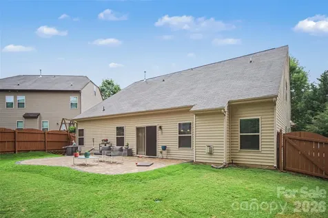 10718 Cove Point Drive Charlotte NC 28278