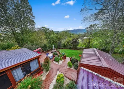 12 Timbers Edge Lane Fairview NC 28730