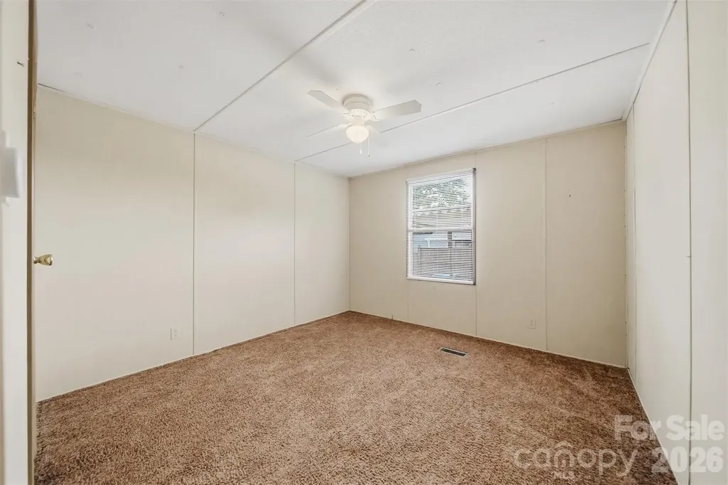 3617 Sulphur Springs Road NE Hickory NC 28601