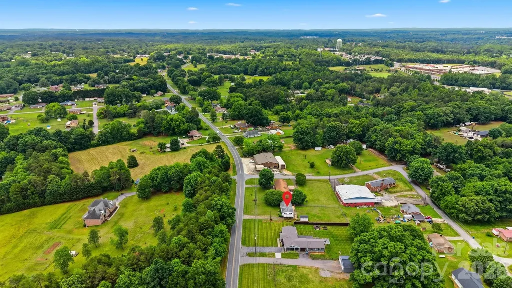 3617 Sulphur Springs Road NE Hickory NC 28601