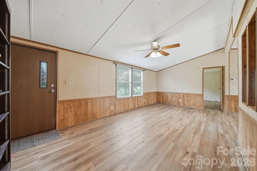 3617 Sulphur Springs Road NE Hickory NC 28601