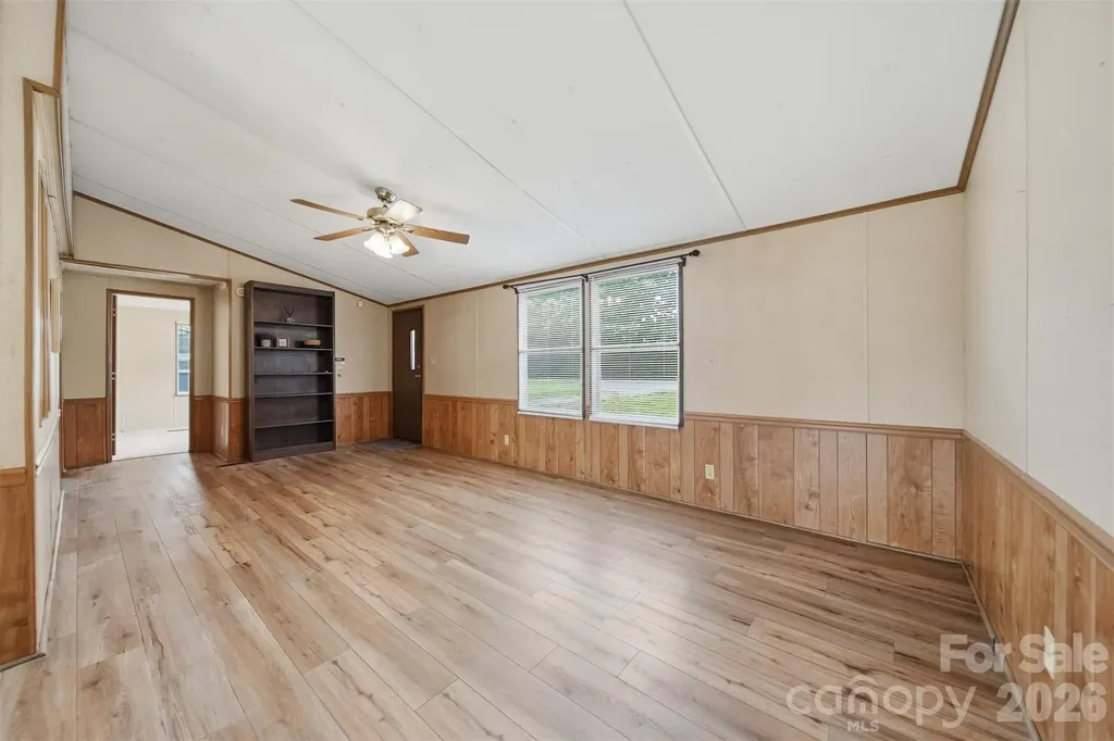 3617 Sulphur Springs Road NE Hickory NC 28601