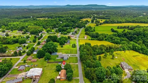 3617 Sulphur Springs Road NE Hickory NC 28601