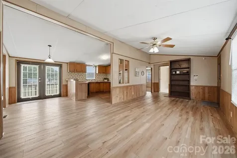 3617 Sulphur Springs Road NE Hickory NC 28601
