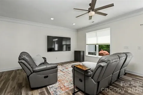 1010 Moffatt Lane Matthews NC 28105