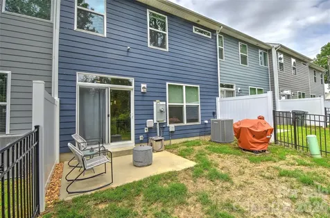 1010 Moffatt Lane Matthews NC 28105