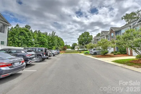 1010 Moffatt Lane Matthews NC 28105