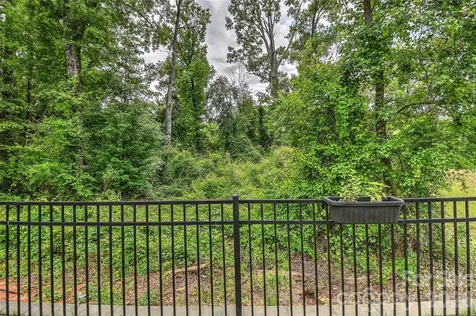 1010 Moffatt Lane Matthews NC 28105
