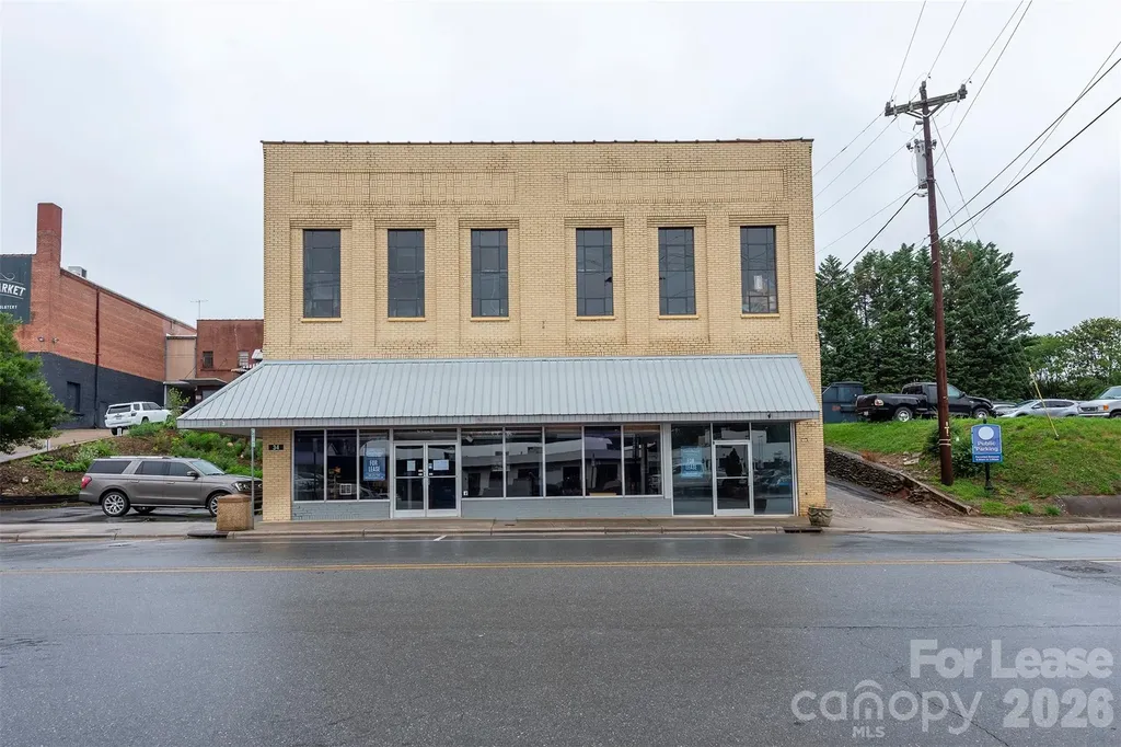 34 N Logan Street Marion NC 28752