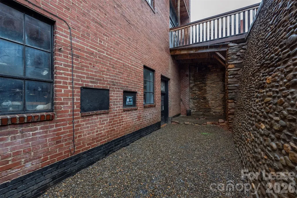 34 N Logan Street Marion NC 28752