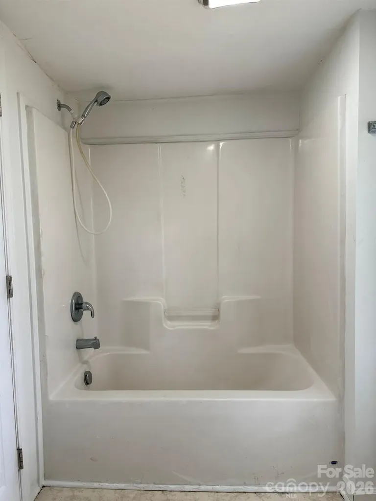 305 N Poplar Street Gastonia NC 28054