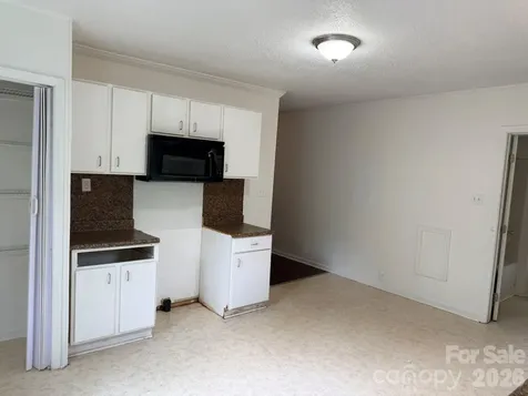 305 N Poplar Street Gastonia NC 28054