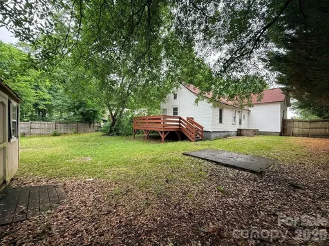 305 N Poplar Street Gastonia NC 28054