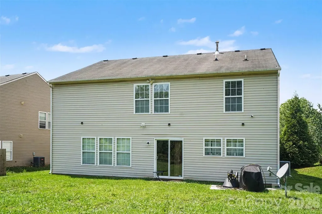 3412 Aldwych Way Charlotte NC 28216