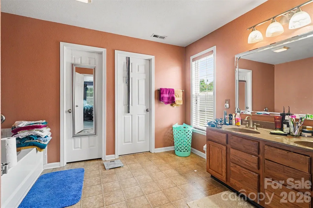 3412 Aldwych Way Charlotte NC 28216