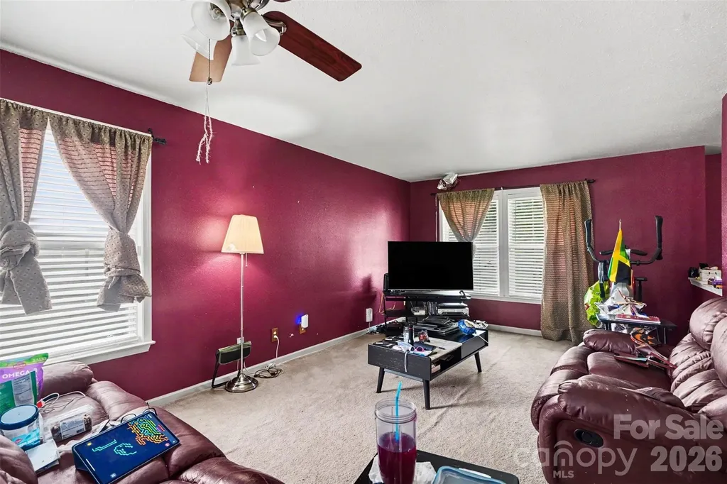 3412 Aldwych Way Charlotte NC 28216