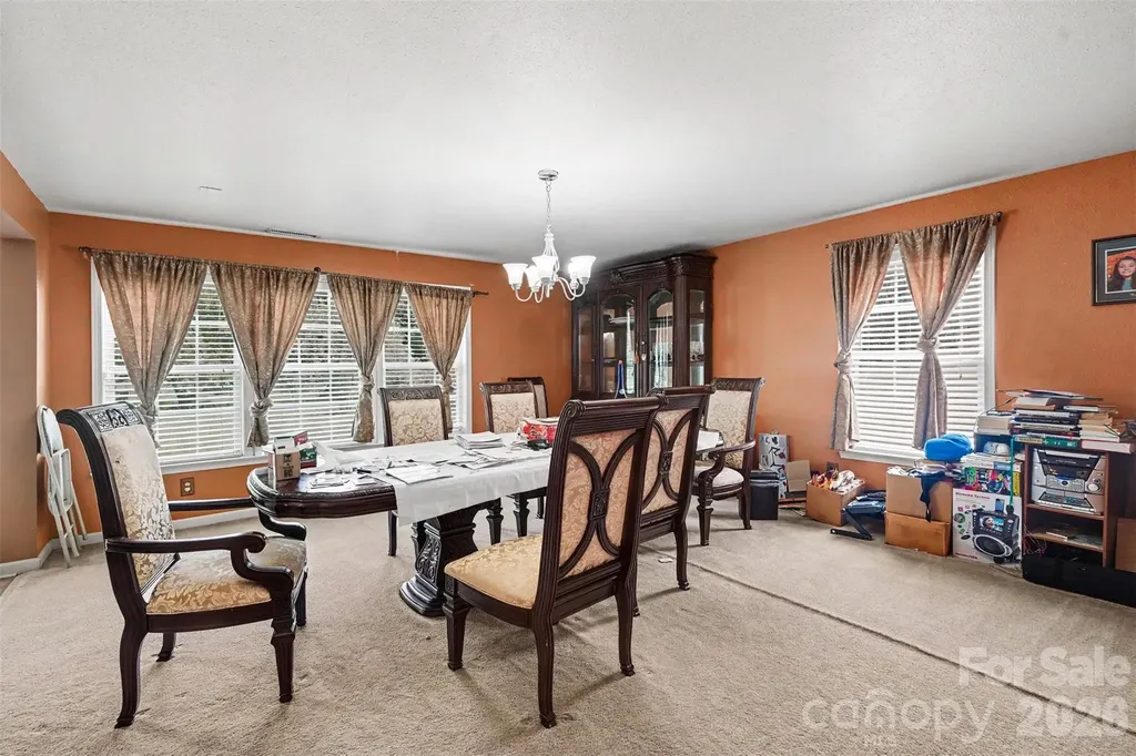 3412 Aldwych Way Charlotte NC 28216