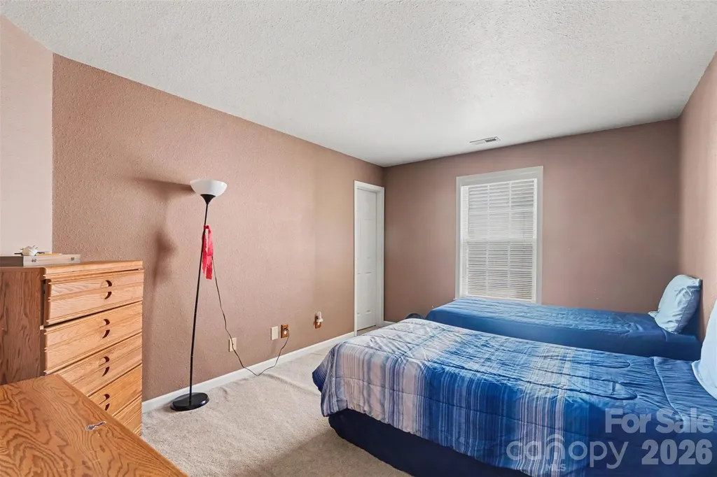 3412 Aldwych Way Charlotte NC 28216