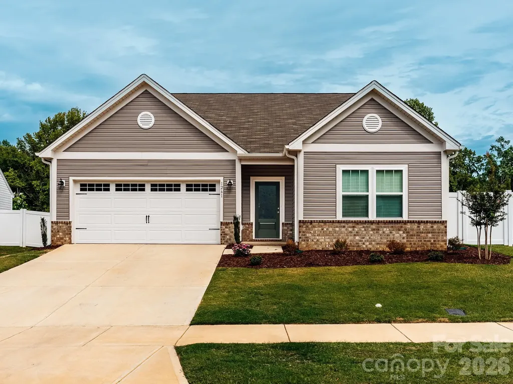 1261 Jenna Lynn Court Lowell NC 28098