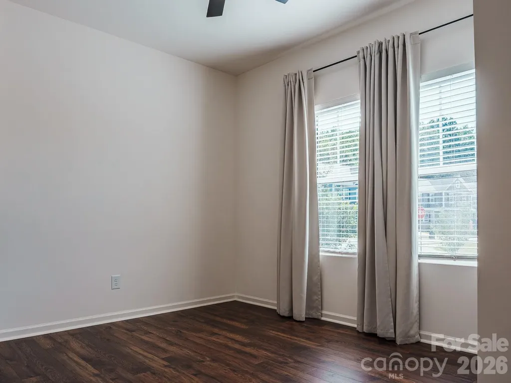 1261 Jenna Lynn Court Lowell NC 28098