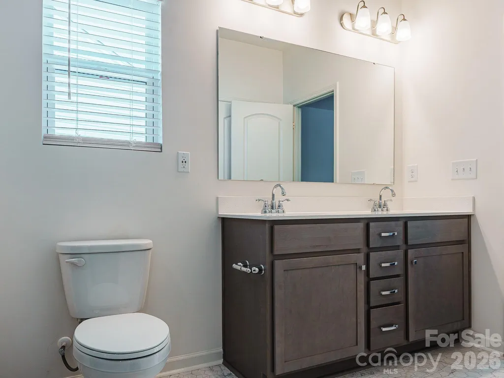 1261 Jenna Lynn Court Lowell NC 28098