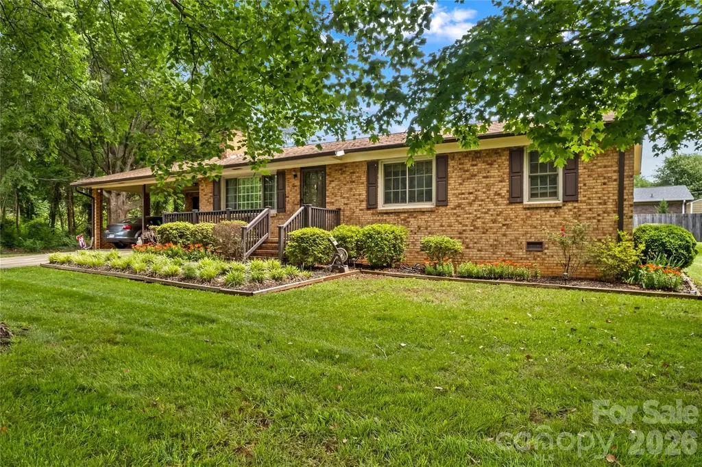 132 Polly Drive Statesville NC 28625