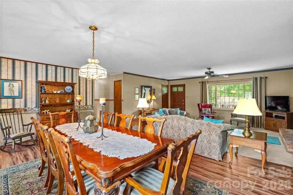 132 Polly Drive Statesville NC 28625
