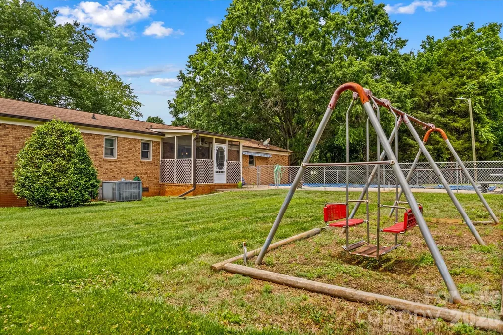 132 Polly Drive Statesville NC 28625