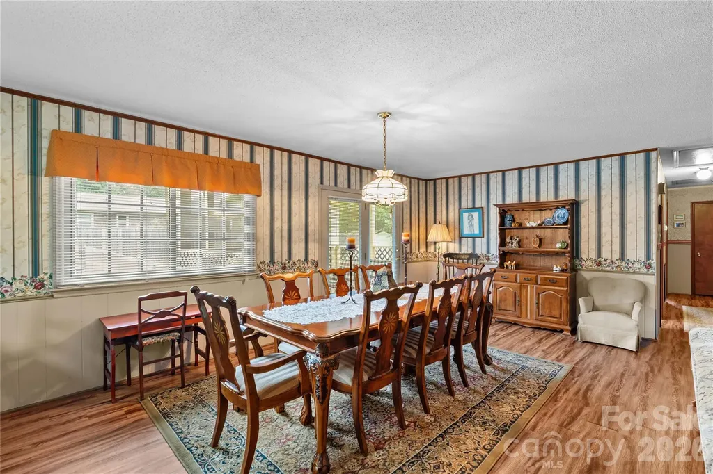 132 Polly Drive Statesville NC 28625