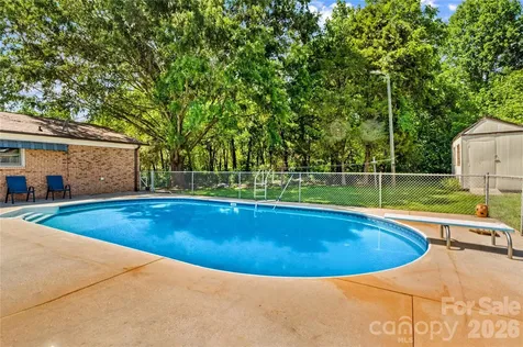 132 Polly Drive Statesville NC 28625