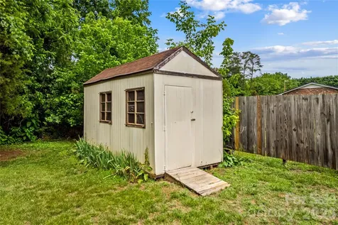 132 Polly Drive Statesville NC 28625