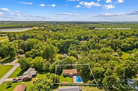 132 Polly Drive Statesville NC 28625