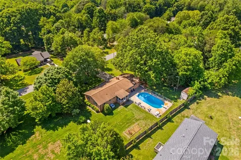 132 Polly Drive Statesville NC 28625