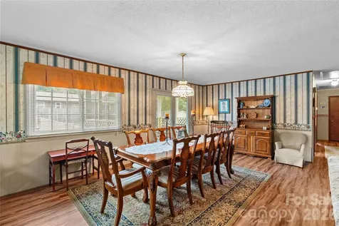 132 Polly Drive Statesville NC 28625