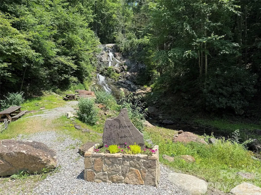 Tbd Warren Way Purlear NC 28665