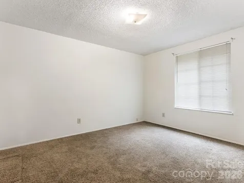 6534 Rollingridge Drive Charlotte NC 28211