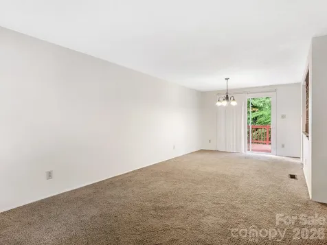 6534 Rollingridge Drive Charlotte NC 28211