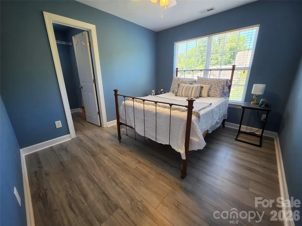 4815 Sterling Brooke Lane Winston Salem NC 27103