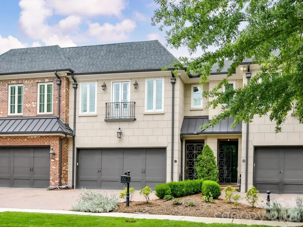 117 Huntley Place Charlotte NC 28207