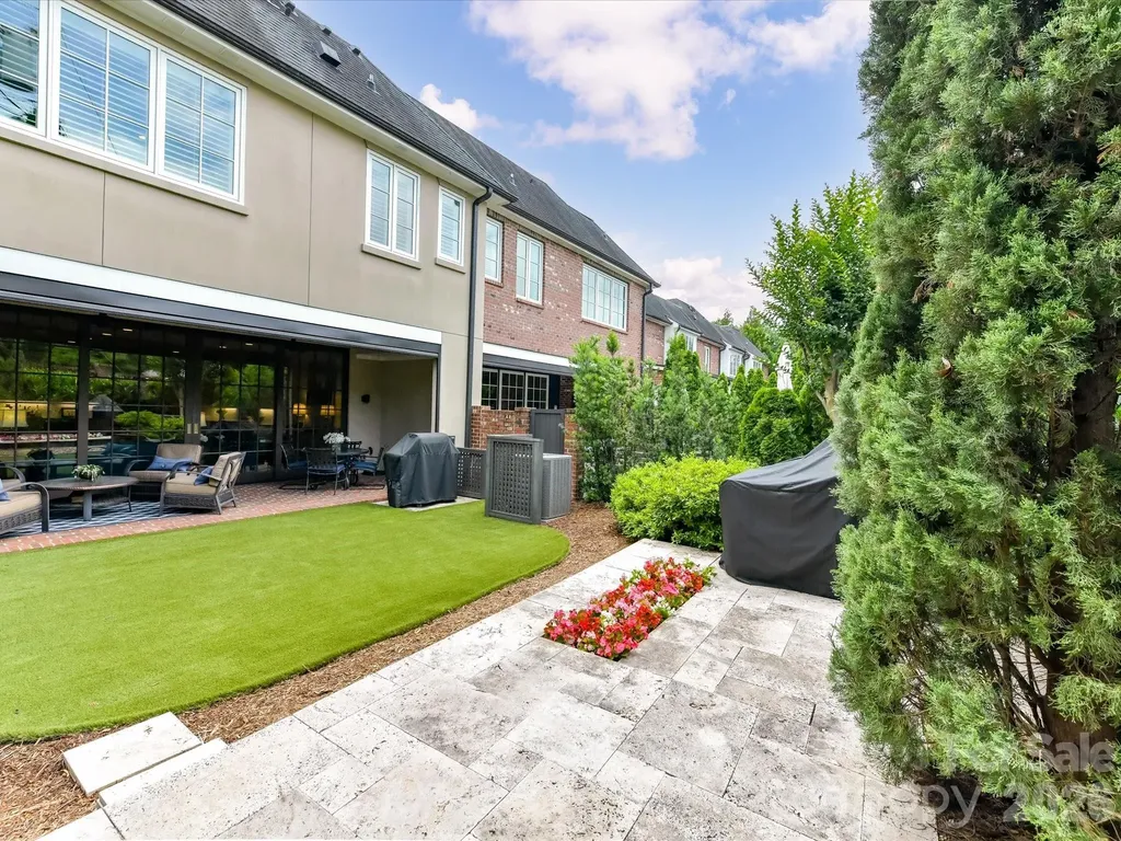 117 Huntley Place Charlotte NC 28207