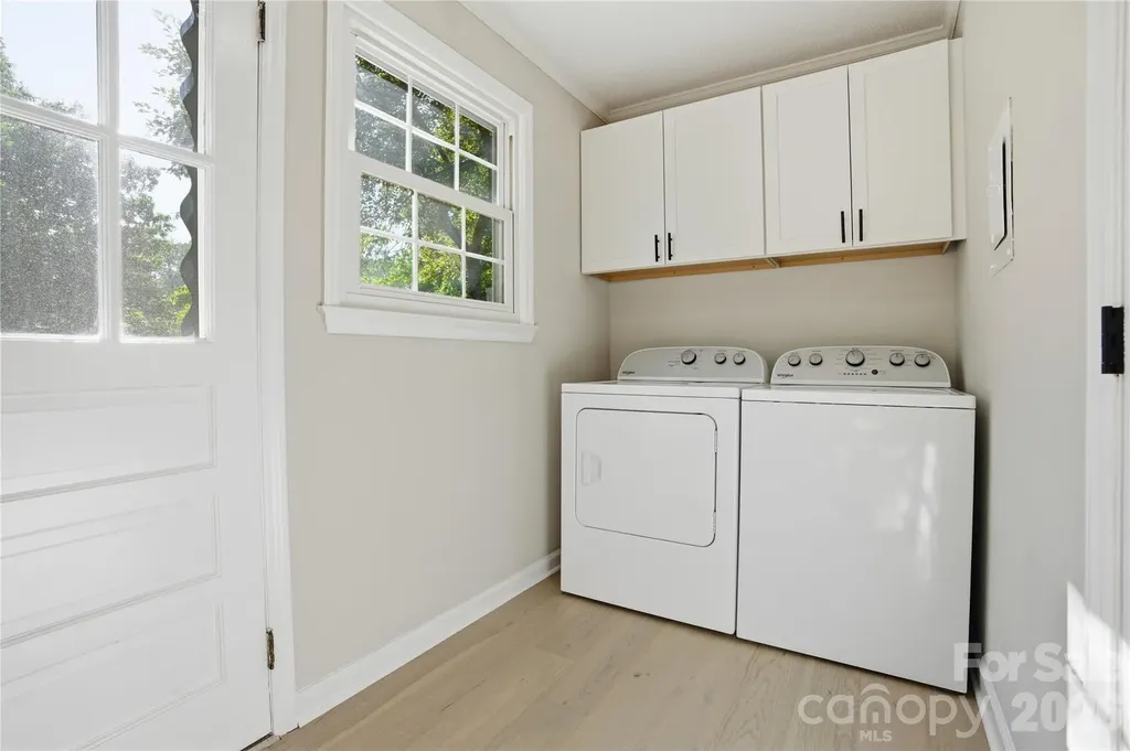 1968 12th Street Place NE Hickory NC 28601