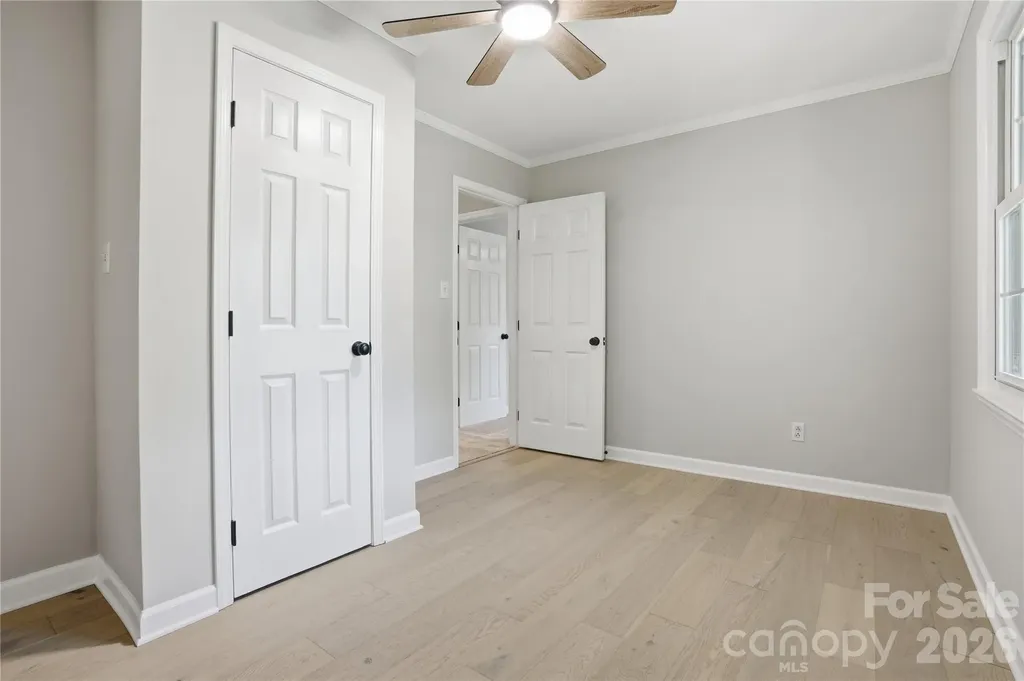 1968 12th Street Place NE Hickory NC 28601