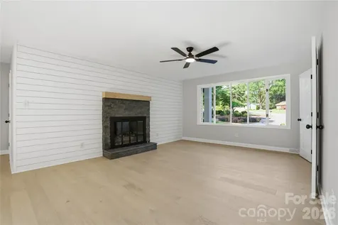 1968 12th Street Place NE Hickory NC 28601