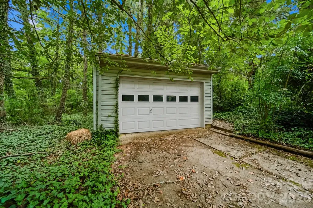 1811 5th Street NW Hickory NC 28601