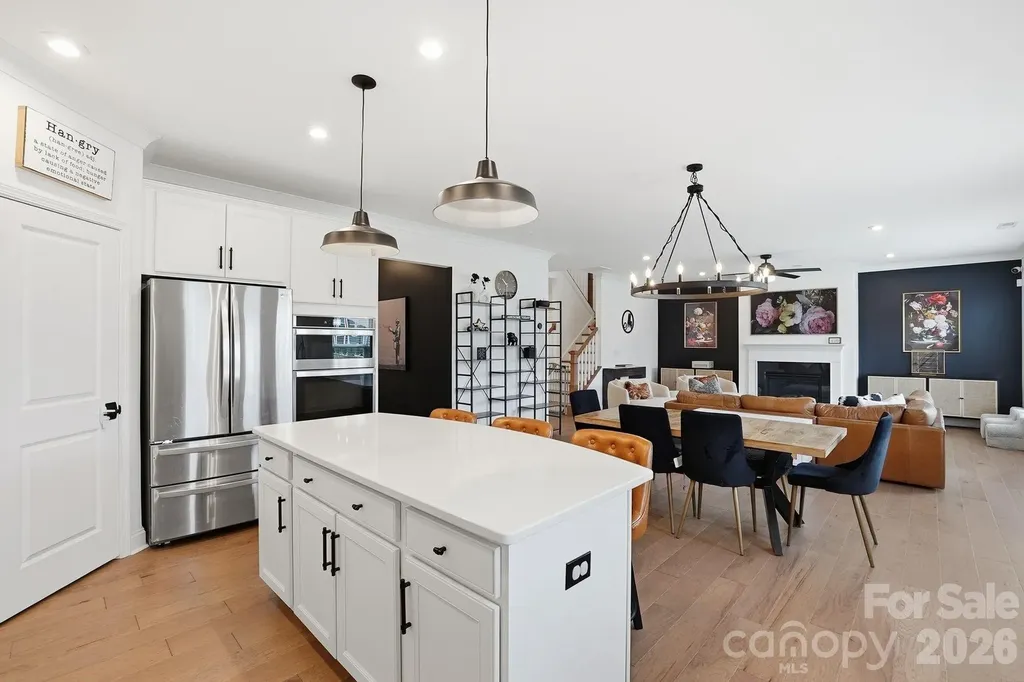 11016 Larkslea Lane Charlotte NC 28278