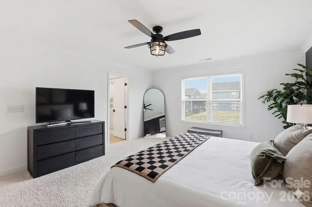 11016 Larkslea Lane Charlotte NC 28278