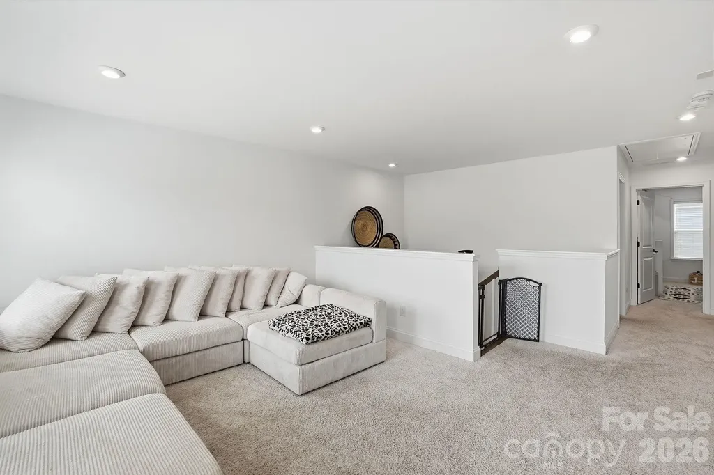 11016 Larkslea Lane Charlotte NC 28278