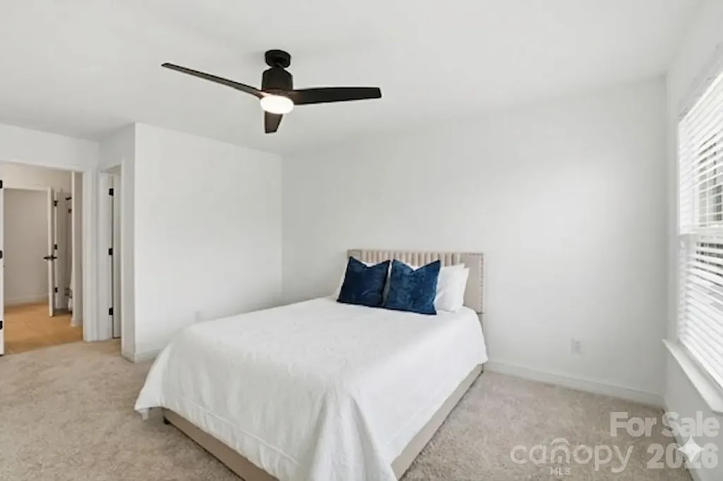 11016 Larkslea Lane Charlotte NC 28278