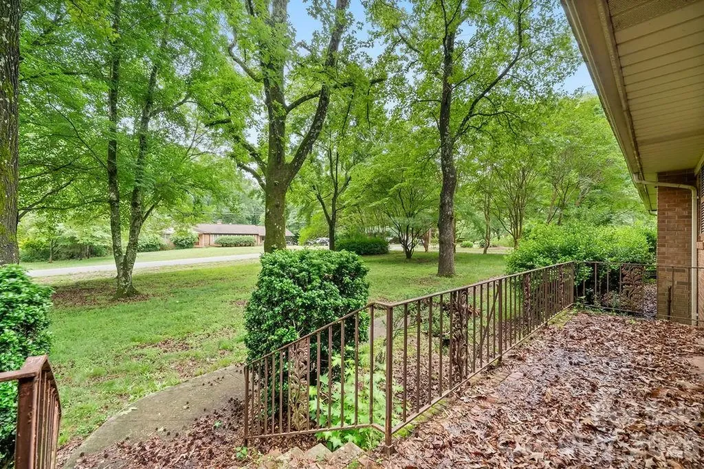 4014 Peggy Lane Mint Hill NC 28227