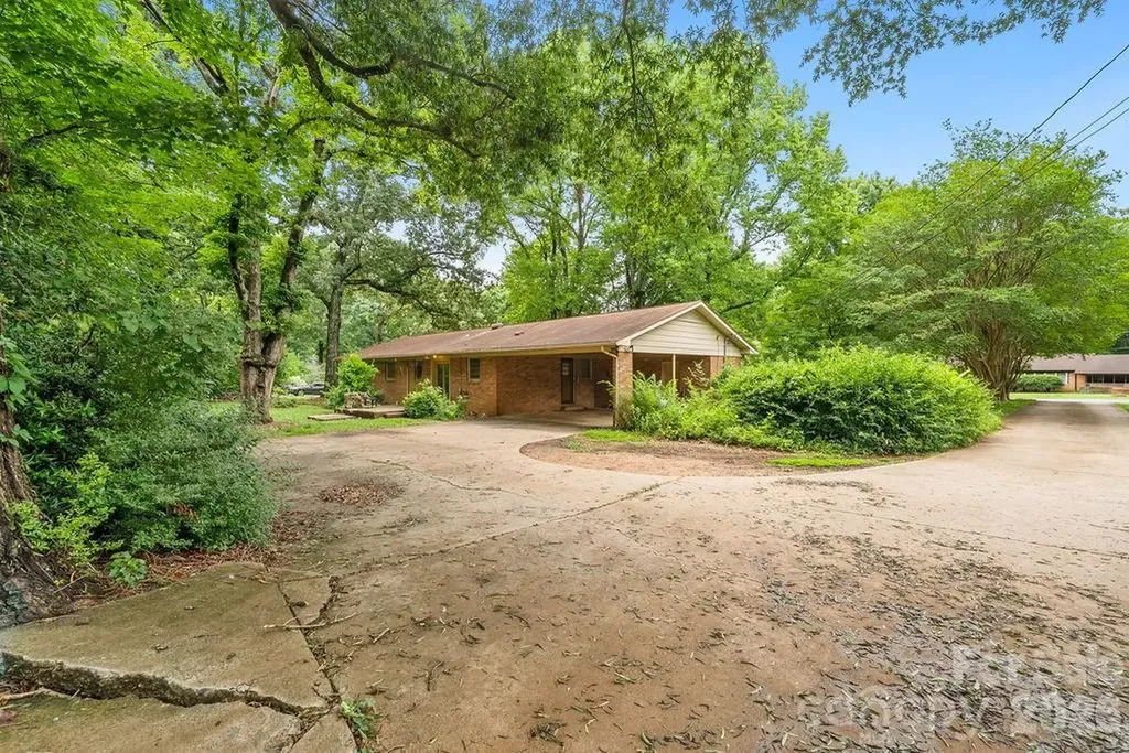 4014 Peggy Lane Mint Hill NC 28227